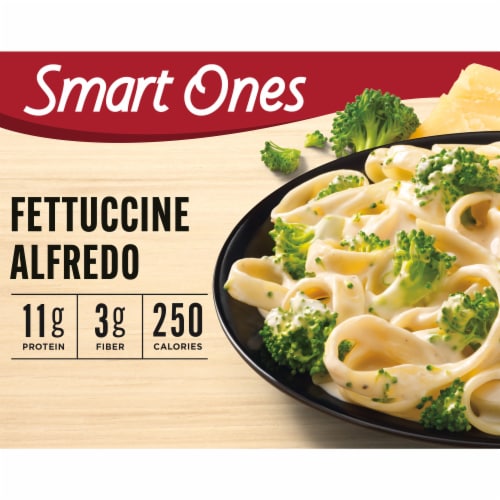 Smart Ones Fettuccine Alfredo with Broccoli Florets & Creamy Alfredo Sauce Frozen Meal