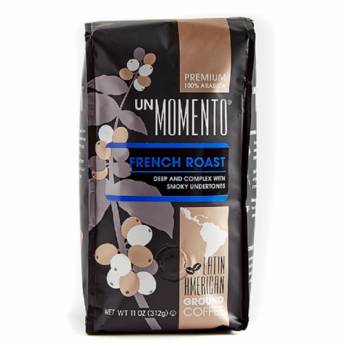 Un Momento French Roast Latin American Ground Coffee Perspective: front