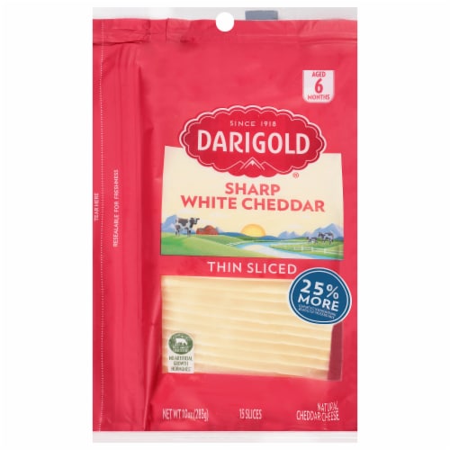 Darigold® Natural Sharp Yellow Cheddar Cheese Slices Perspective: front