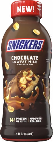 Snickers® Chocolate Low Fat Milk Perspective: front