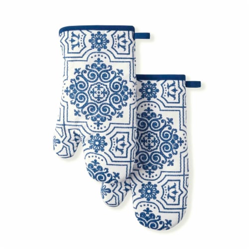Martha Stewart Stripe Medallion Oven Mitts Perspective: front