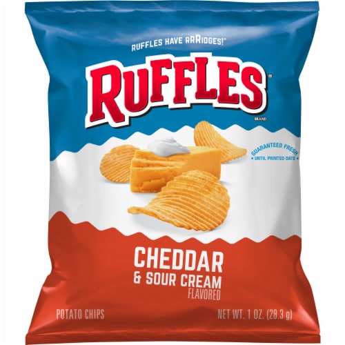 Ruffles® Cheddar & Sour Cream Potato Chips Perspective: front