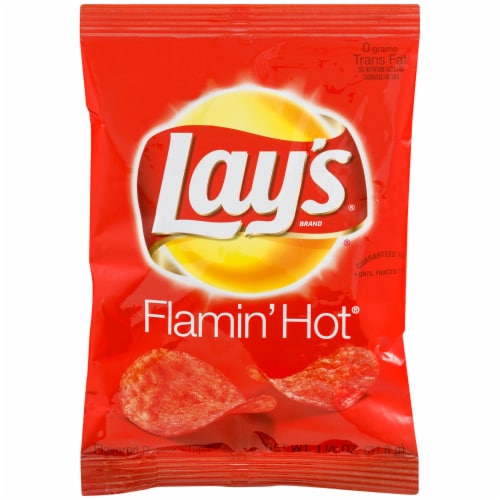 Lays Flamin' Hot Potato Chips Perspective: front