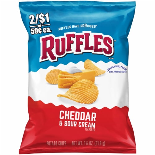 Ruffles® Cheddar & Sour Cream Potato Chips Perspective: front