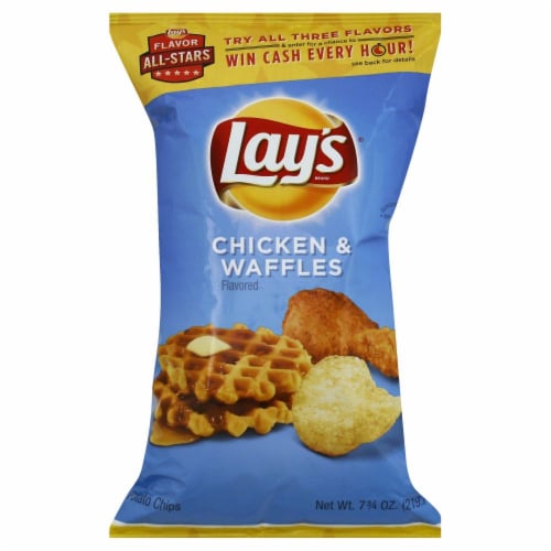 Lay's Chicken and Waffles Potato Chips Perspective: front
