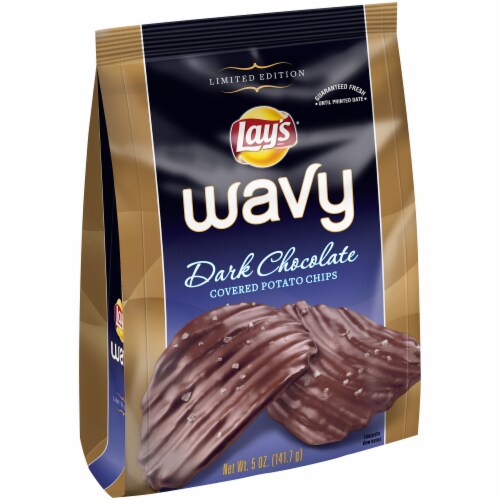 Lay's Wavy Dark Chocolate Covered Potato Chips, 5 oz - Kroger