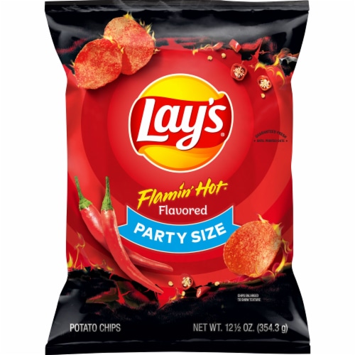 Lays® Flamin Hot Flavored Potato Chips Party Size 125 Oz Food 4 Less