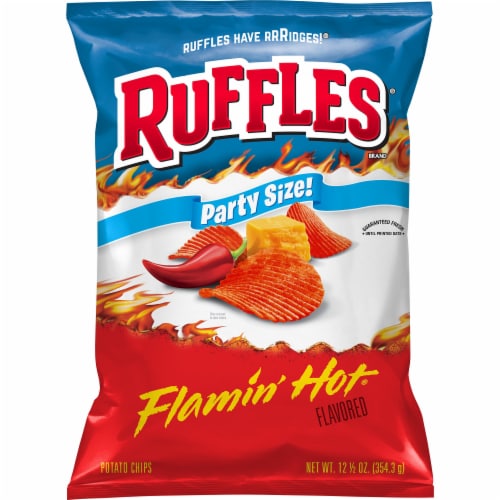 Ruffles® Flamin' Hot Potato Chips Perspective: front