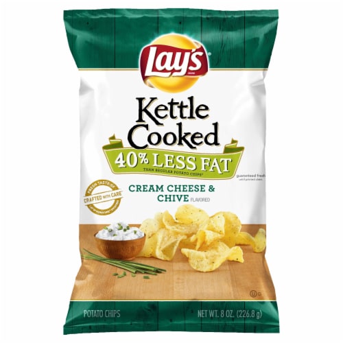 Lay's® Kettle Cooked Cream Cheese & Chive Potato Chips Perspective: front