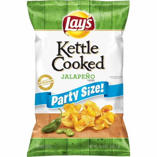 Lay's Kettle Cooked Potato Chips Jalapeno Flavor Bag Perspective: front