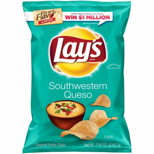 Lay's Southwest Queso Potato Chips Perspective: front