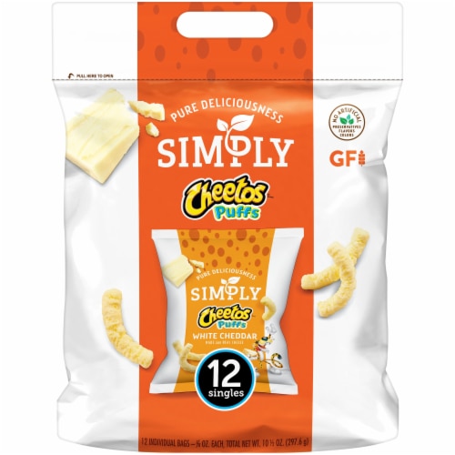 Simply Cheetos White Cheddar Cheese Puffs Multipack Perspective: front