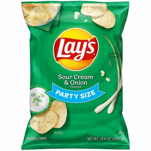 Lay's® Sour Cream & Onion Flavor Potato Chips Perspective: front
