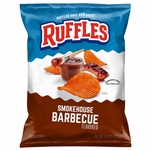 Ruffles Potato Chips Smokehouse BBQ Perspective: front