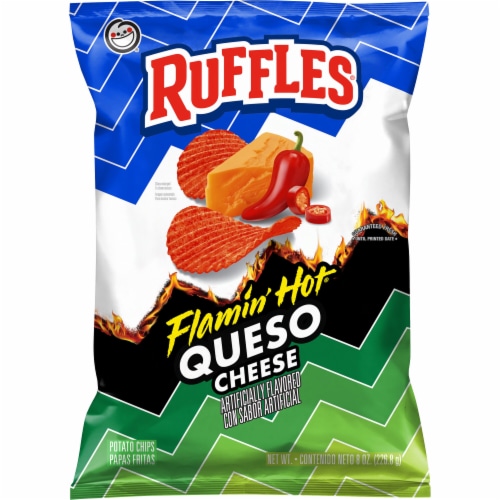 Ruffles® Flamin' Hot Queso Cheese Potato Chips Perspective: front