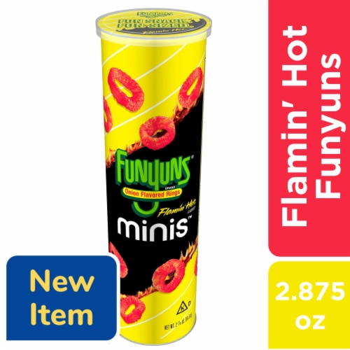 Funyuns® Minis™ Flamin' Hot® Onion Flavored Ring Snack Stacks Crisps Chips Perspective: front