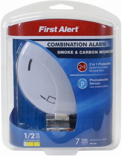 First Alert Combination Smoke and Carbon Monoxide Alarm - White Perspective: front