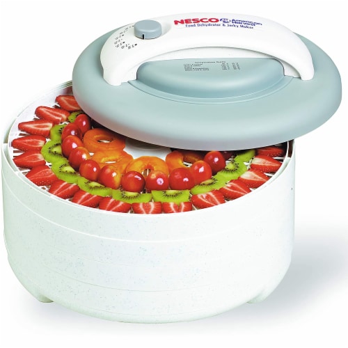 Nesco Snackmaster FD-61 Food Dehydrator Perspective: front
