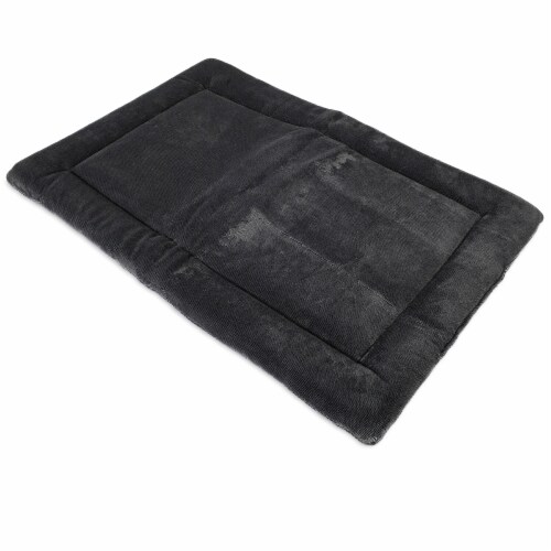 Petmate 30-50 lb Kennel Mat Perspective: front
