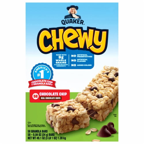 Quaker Chewy Chocolate Chip Granola Bars Perspective: front