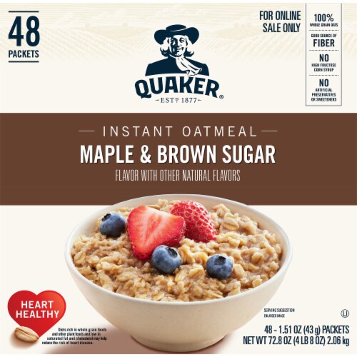 Quaker Instant Maple & Brown Sugar Oatmeal Packets Perspective: front