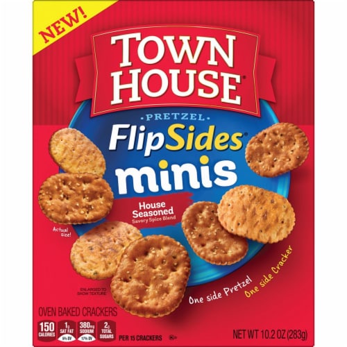 Town House FlipSides Minis House Seasoned Wheat Crackers Perspective: front