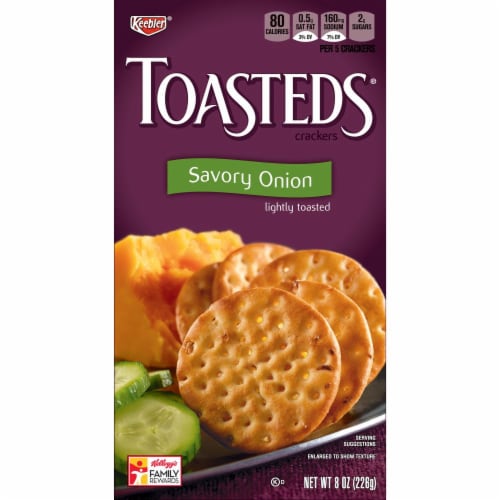 Keebler Toasteds Savory Onion Crackers Perspective: front