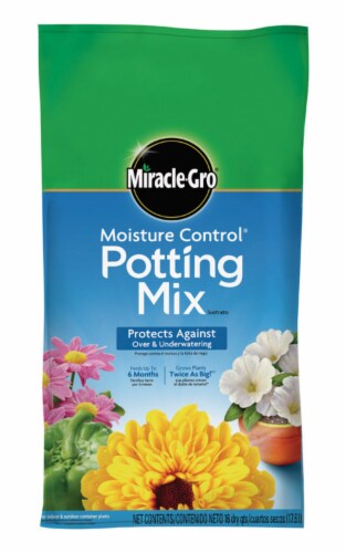 Miracle-Gro Moisture Control Potting Mix Perspective: front