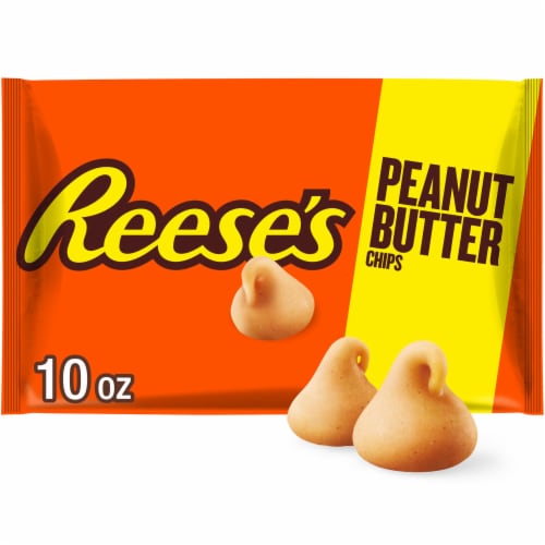 REESE'S Peanut Butter Baking Chips Bag Perspective: front