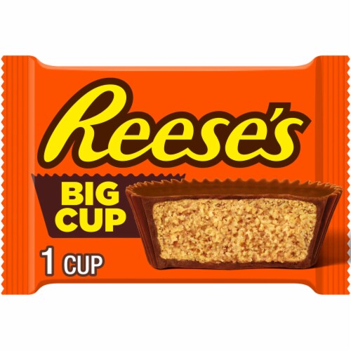 REESE'S Big Cup Milk Chocolate Peanut Butter Cup Candy Pack Perspective: front