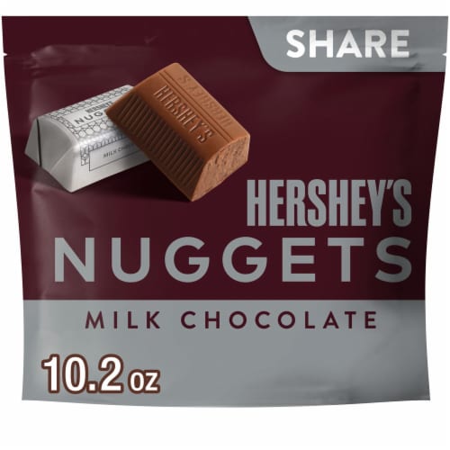 HERSHEY'S NUGGETS Milk Chocolate Candy Share Pack Perspective: front