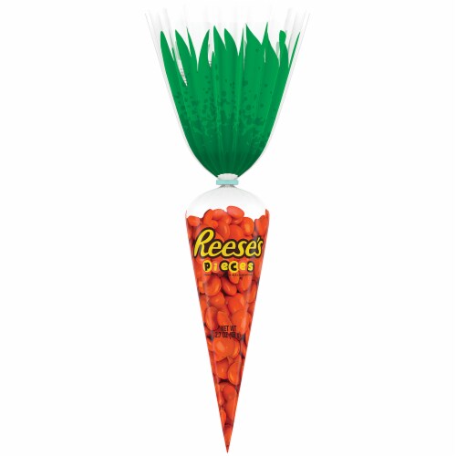 Reese's Pieces Easter Candy in Carrot Shaped Bag Perspective: front