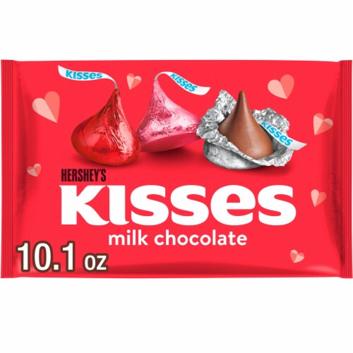 HERSHEY'S KISSES Milk Chocolate Valentine Candy Bag Perspective: front
