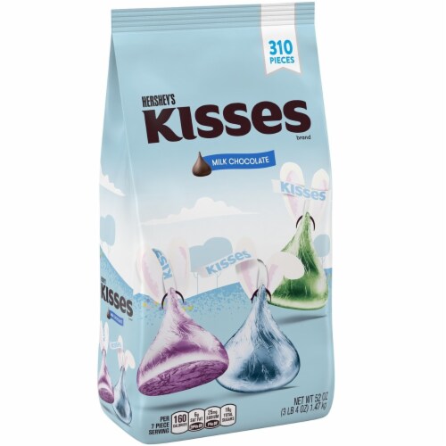 Hershey's Easter Pastel Milk Chocolate Kisses (52 Ounce, 310 pcs.) Perspective: front