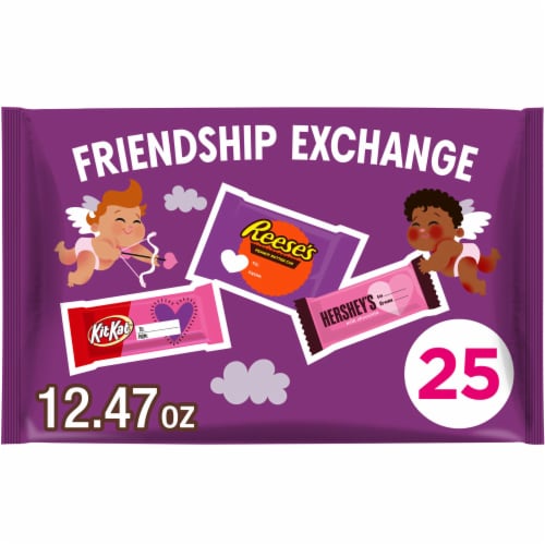 HERSHEY'S KIT KAT® and REESE'S Assorted Milk Chocolate Snack Size Valentine Candy Bag Perspective: front