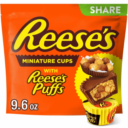 REESE'S Miniatures with REESE'S Puffs Milk Chocolate Peanut Butter Cups Candy Share Pack Perspective: front
