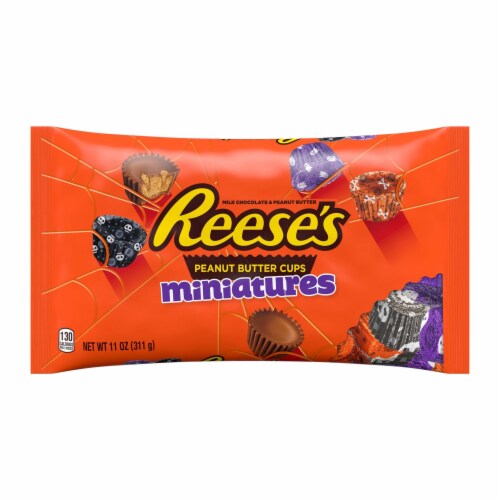 REESE'S Halloween Milk Chocolate Peanut Butter Cup Miniatures Candy With Spooky Foils Perspective: front