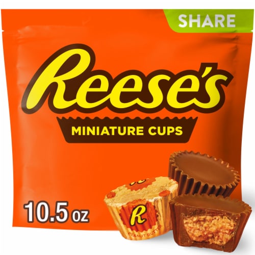 REESE’S Miniatures Milk Chocolate Peanut Butter Cups Halloween Candy Share Pack