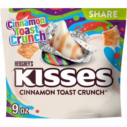 HERSHEY'S KISSES CINNAMON TOAST CRUNCH Flavored Candy Share Pack Perspective: front