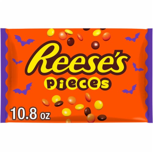 REESE'S PIECES Peanut Butter in a Crunchy Shell Halloween Candy Bag Perspective: front