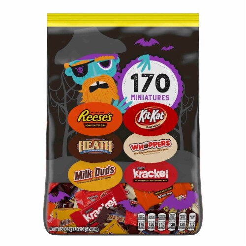 Hershey's Halloween Chocolate Assortment 170 Count Perspective: front