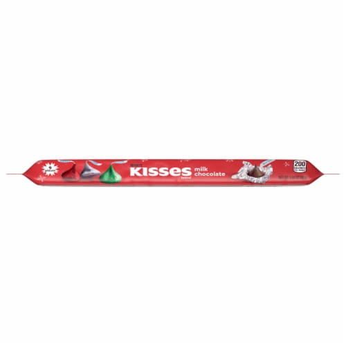HERSHEY'S KISSES Milk Chocolate Christmas Candy Pack Perspective: front