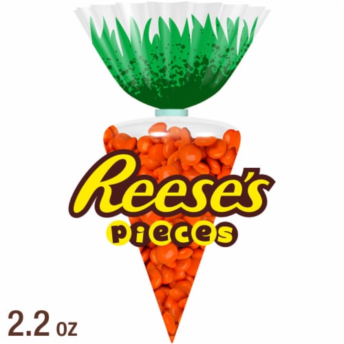 REESE'S PIECES Peanut Butter Easter Candy Gift Bag, 1 bag / 2.2 oz