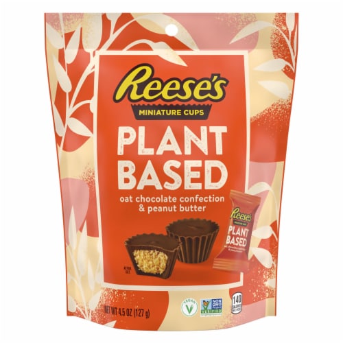 REESE'S Miniatures Plant Based Oat Chocolate Confection Peanut Butter Cups Candy Bag Perspective: front