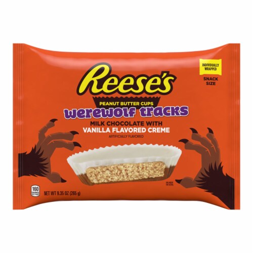 REESE'S Milk Chocolate and Vanilla Flavored Creme Snack Size Peanut Butter Cups Halloween Candy Bag Perspective: front