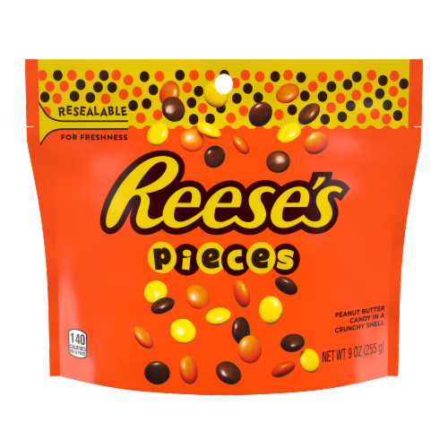 REESE'S PIECES Peanut Butter in a Crunchy Shell Candy Bag Perspective: front