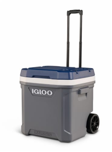 Igloo MaxCold 62 Quart Cooler Perspective: front