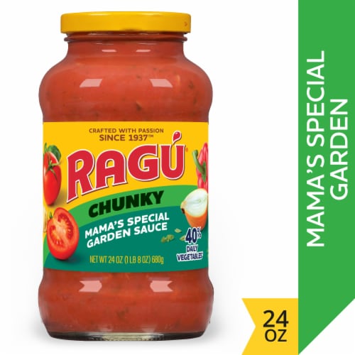 Ragu® Mama's Special Chunky Garden Sauce Perspective: front