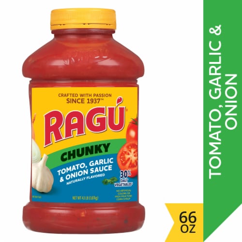 Ragu Chunky Tomato Garlic & Onion Sauce Perspective: front