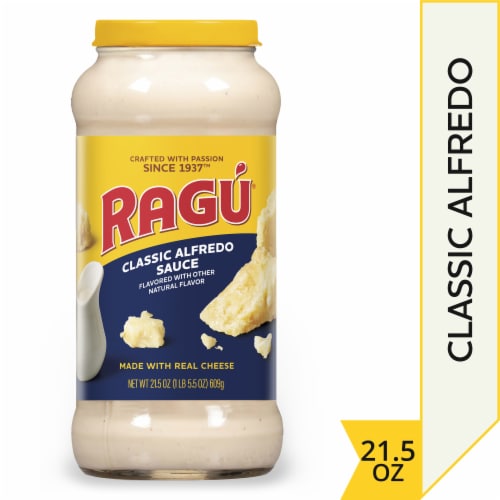 Ragu Classic Alfredo Sauce Perspective: front